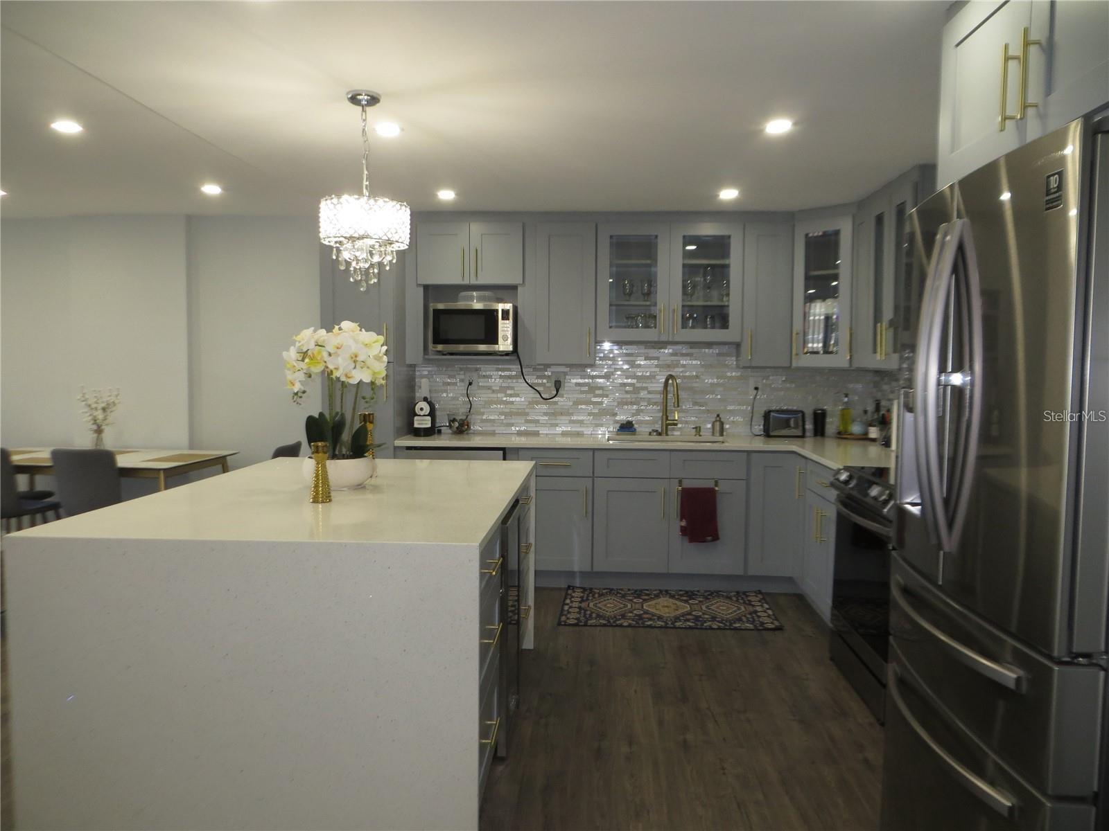 400 ISLAND WAY #210, CLEARWATER, FL, 33767