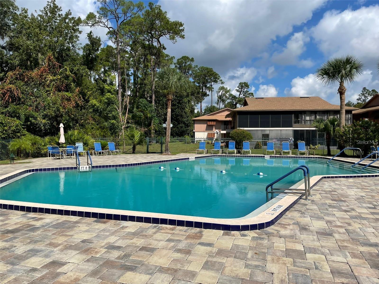 100 SWEETGUM WOODS CT #8D, DELTONA, FL, 32725