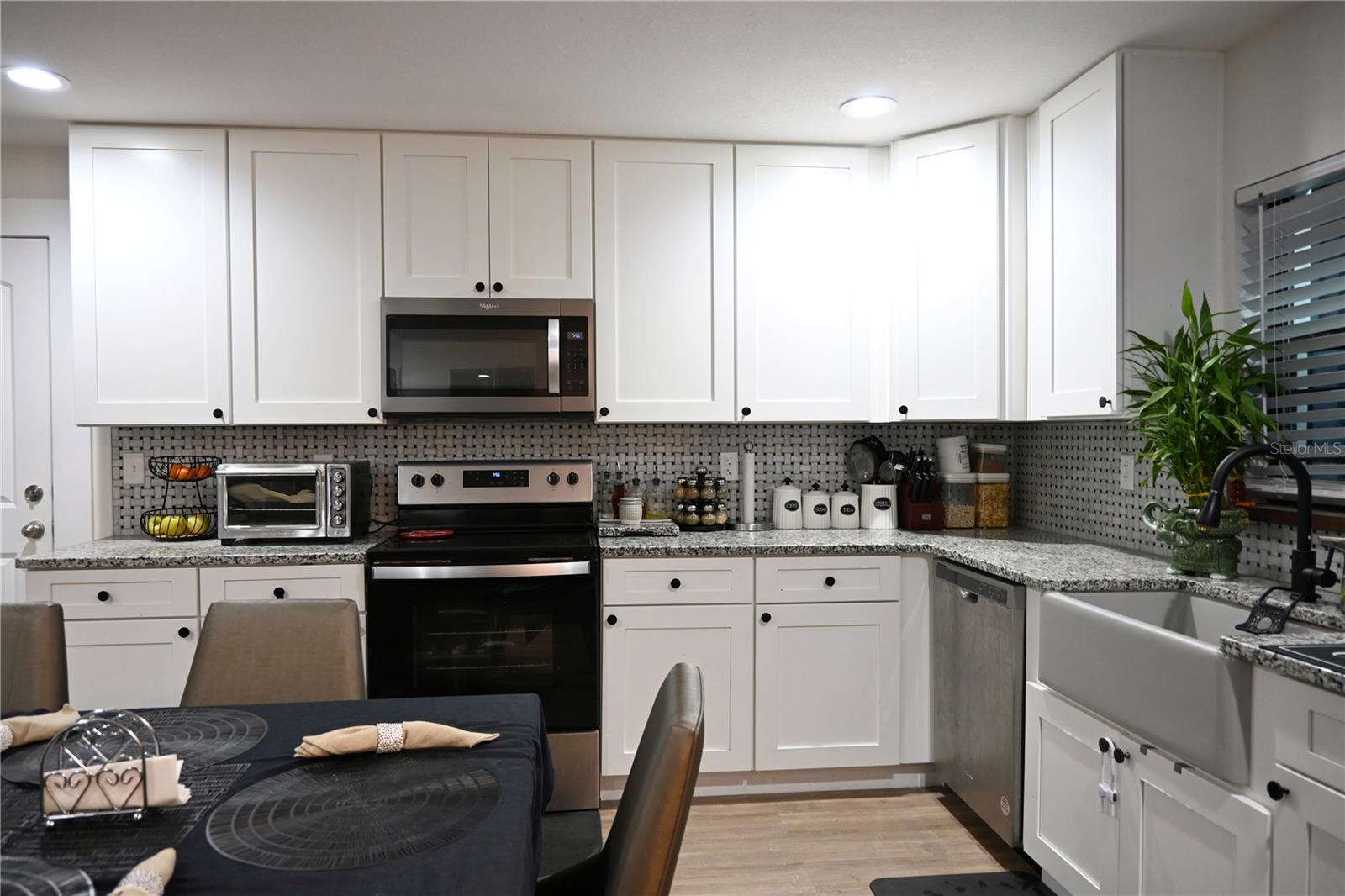 517 WALNUT ST, AUBURNDALE, FL, 33823