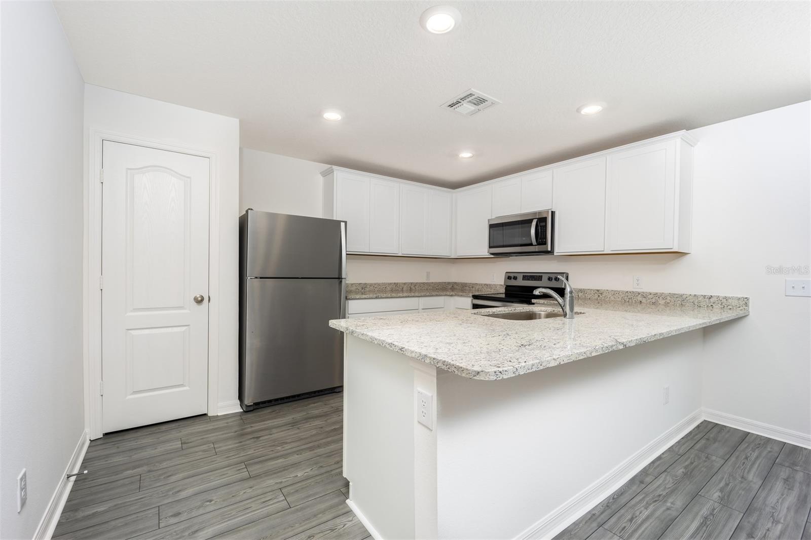 3208 SEVILLE ST, LAKE ALFRED, FL, 33850