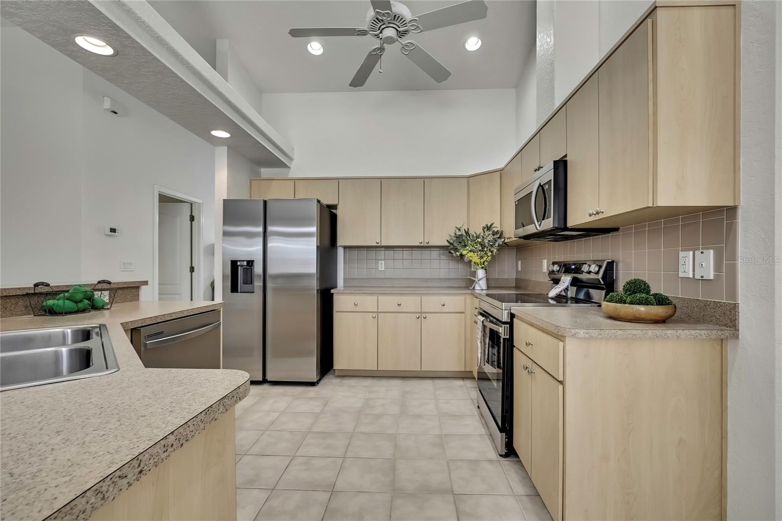 6445 OWL RD, WEEKI WACHEE, FL, 34613