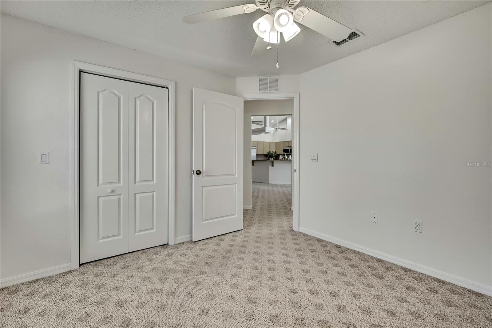 6445 OWL RD, WEEKI WACHEE, FL, 34613