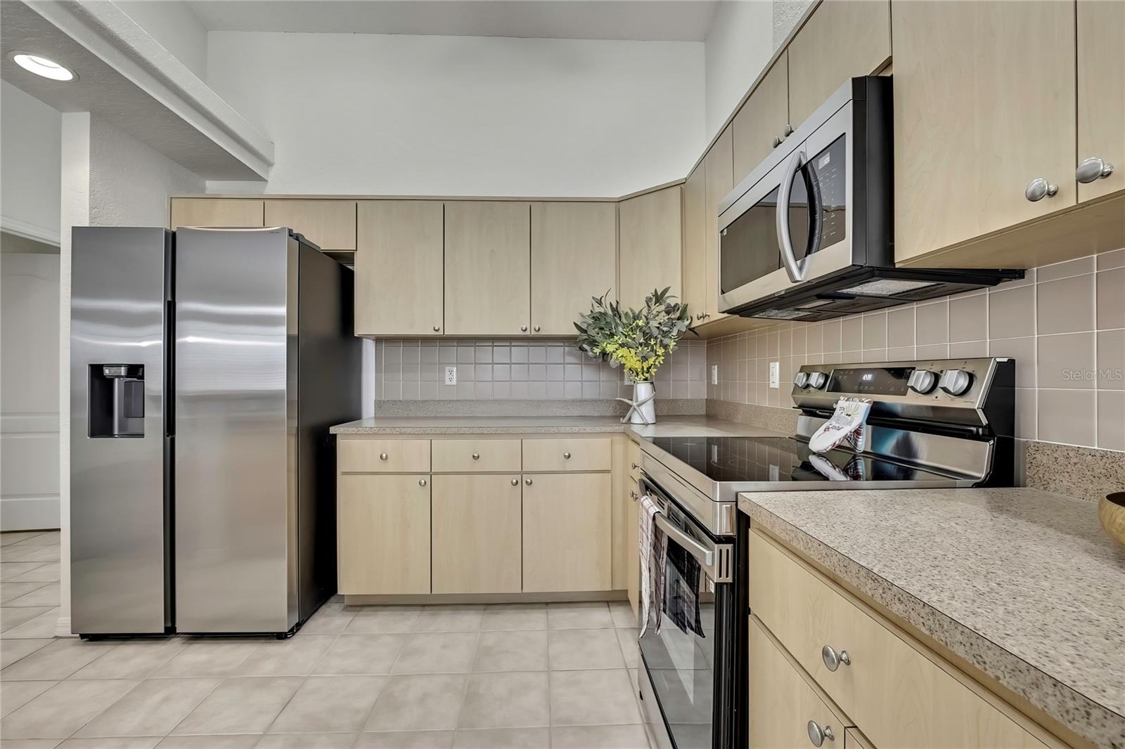 6445 OWL RD, WEEKI WACHEE, FL, 34613