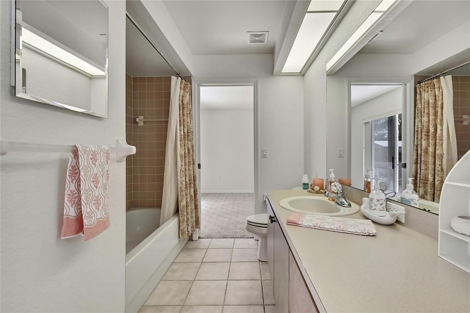 6445 OWL RD, WEEKI WACHEE, FL, 34613