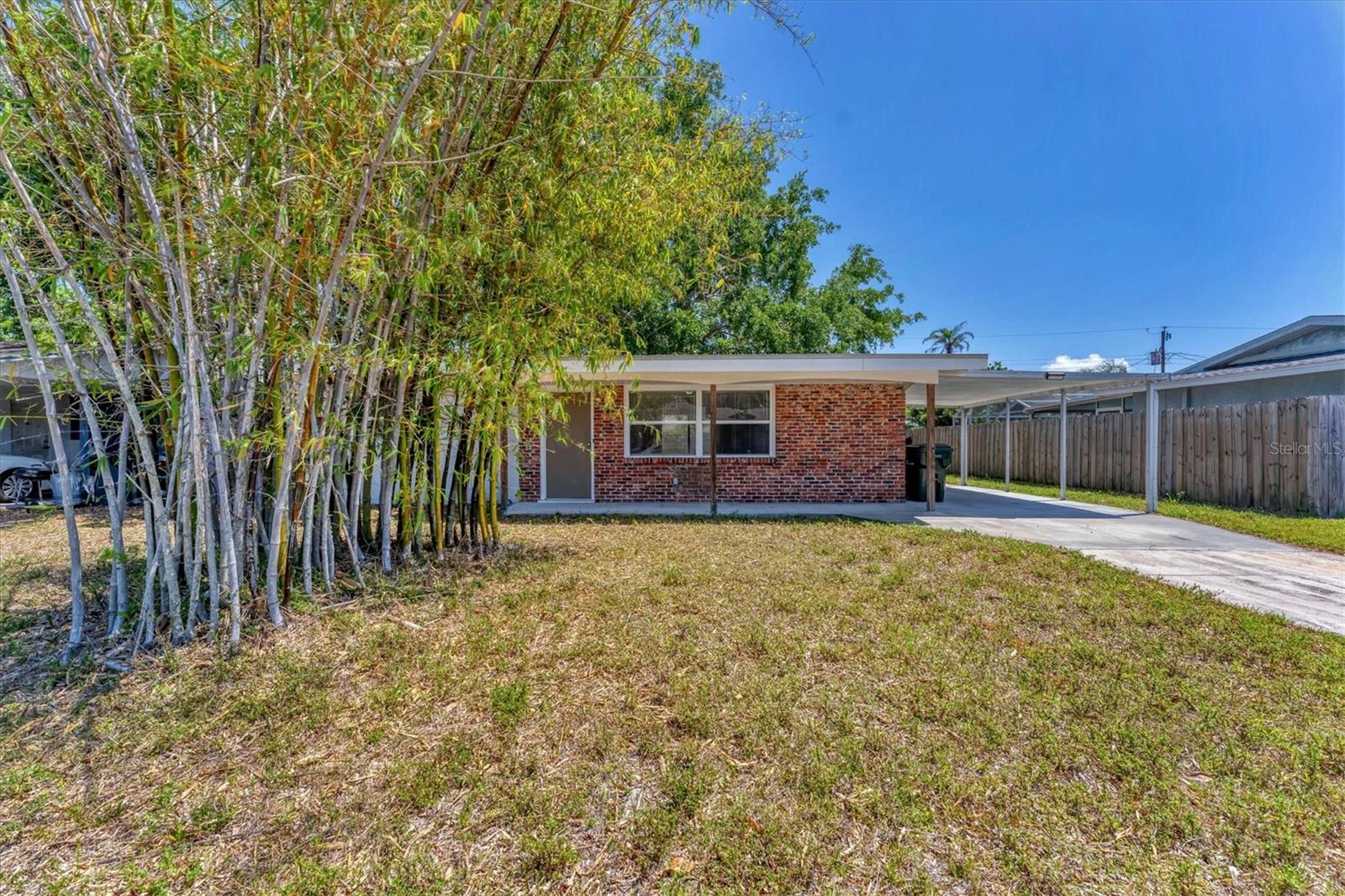 3545 LALANI BLVD, SARASOTA, FL, 34232