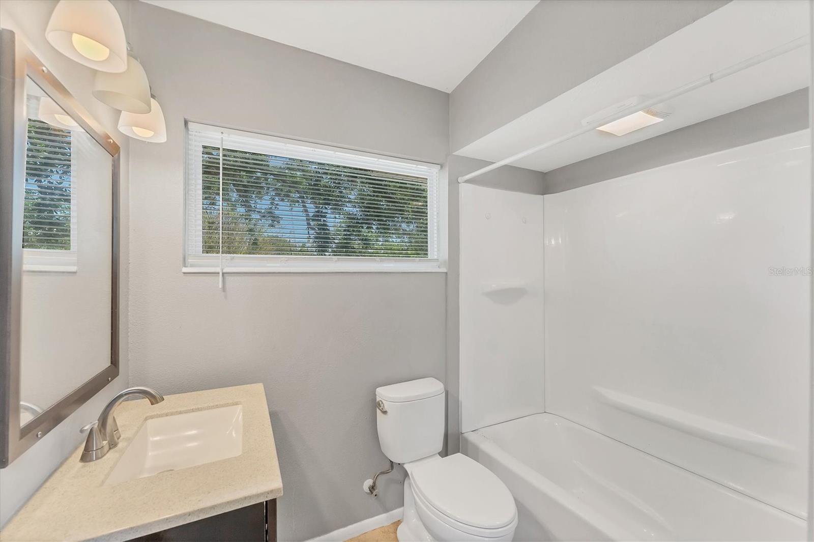 3545 LALANI BLVD, SARASOTA, FL, 34232