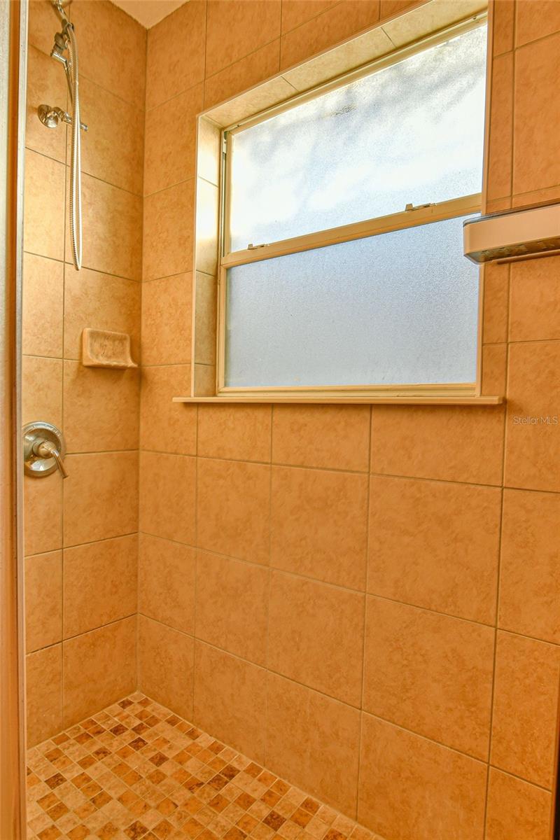 900 PARK VALLEY CIR, MINNEOLA, FL, 34715