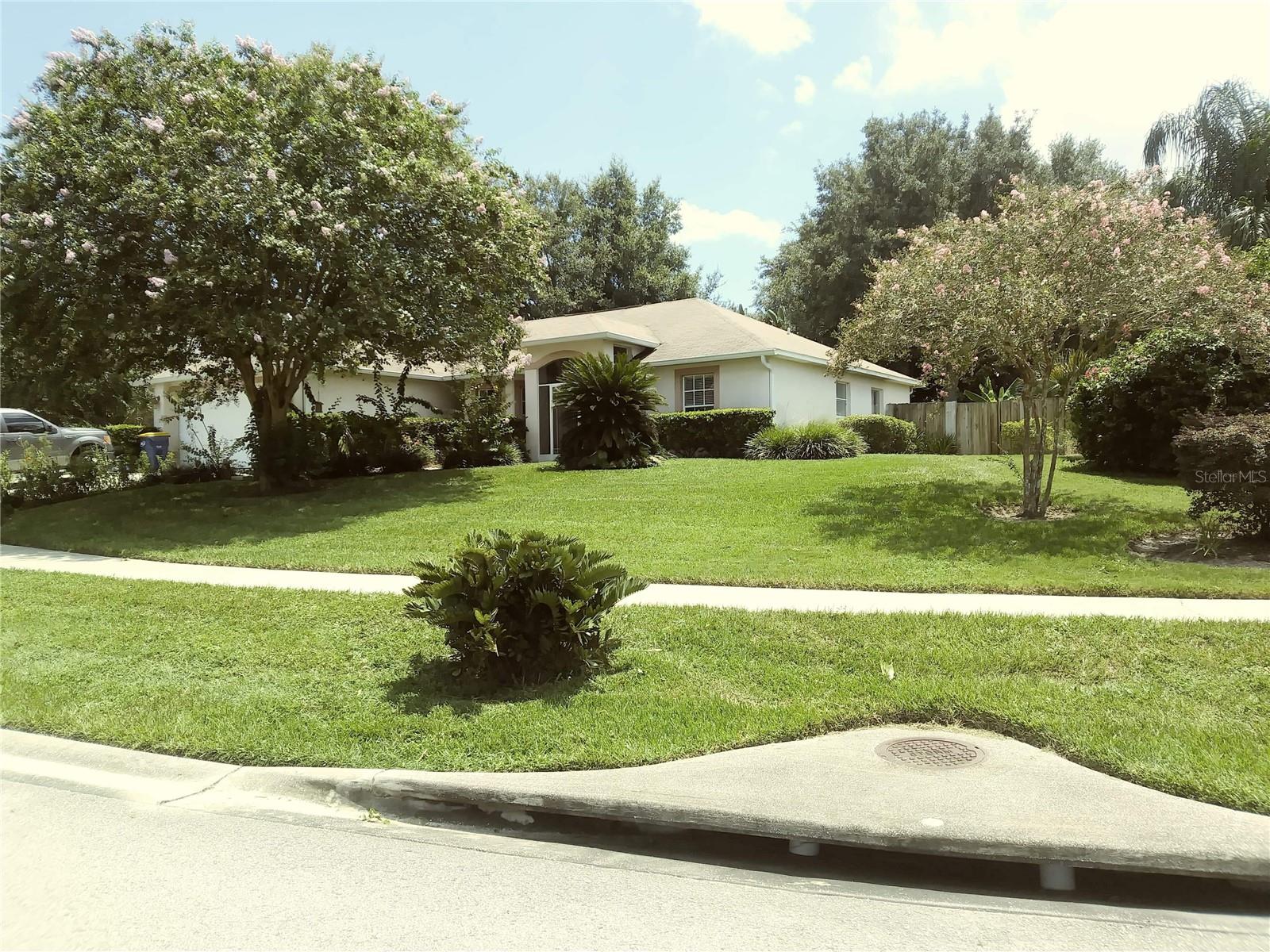 900 PARK VALLEY CIR, MINNEOLA, FL, 34715