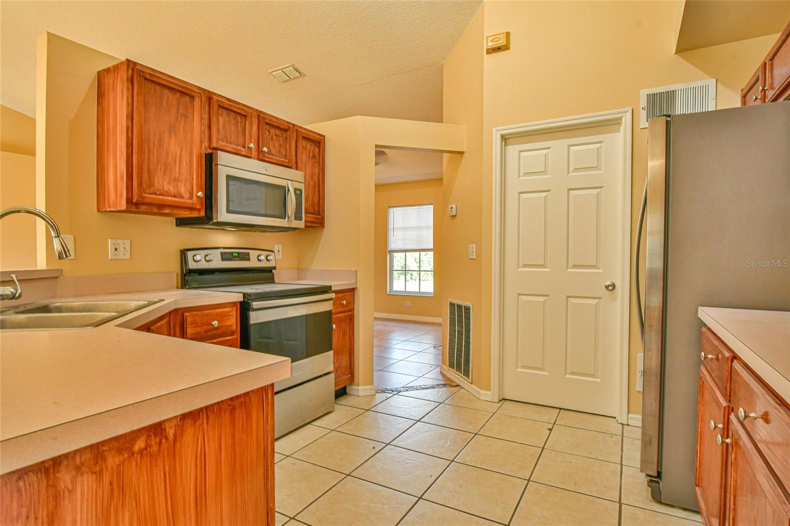 900 PARK VALLEY CIR, MINNEOLA, FL, 34715