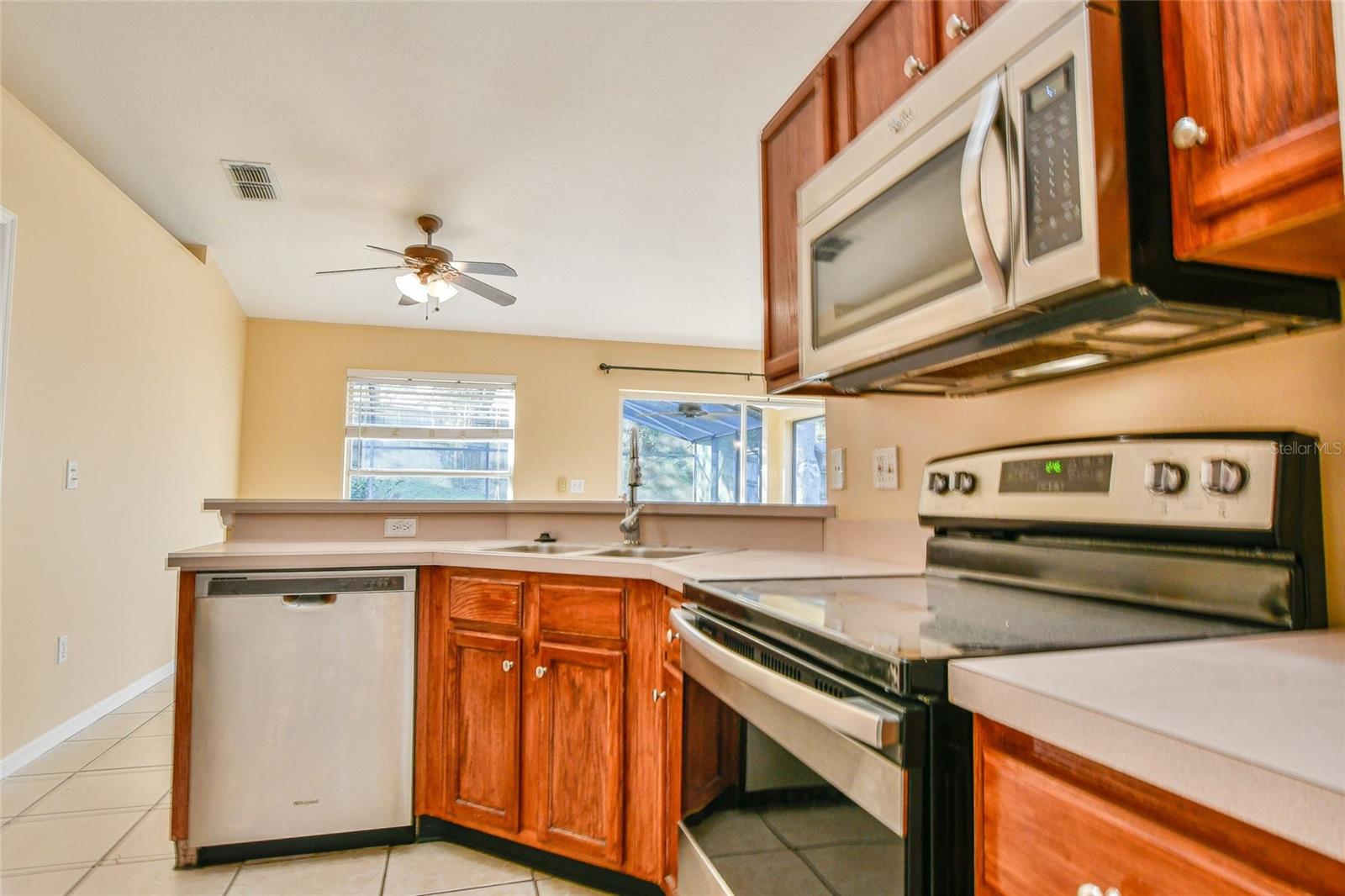 900 PARK VALLEY CIR, MINNEOLA, FL, 34715