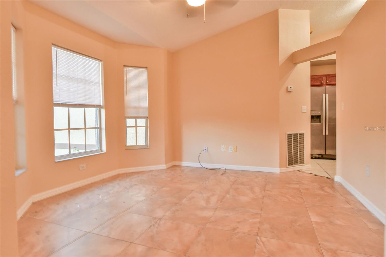 900 PARK VALLEY CIR, MINNEOLA, FL, 34715