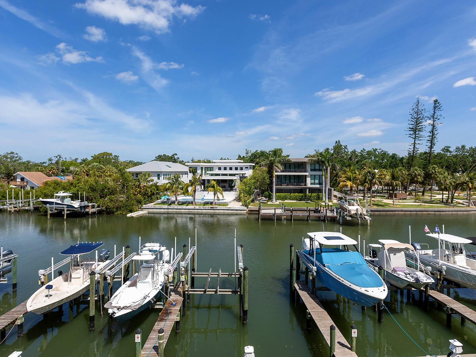 1709 N TAMIAMI TRL #318, SARASOTA, FL, 34234