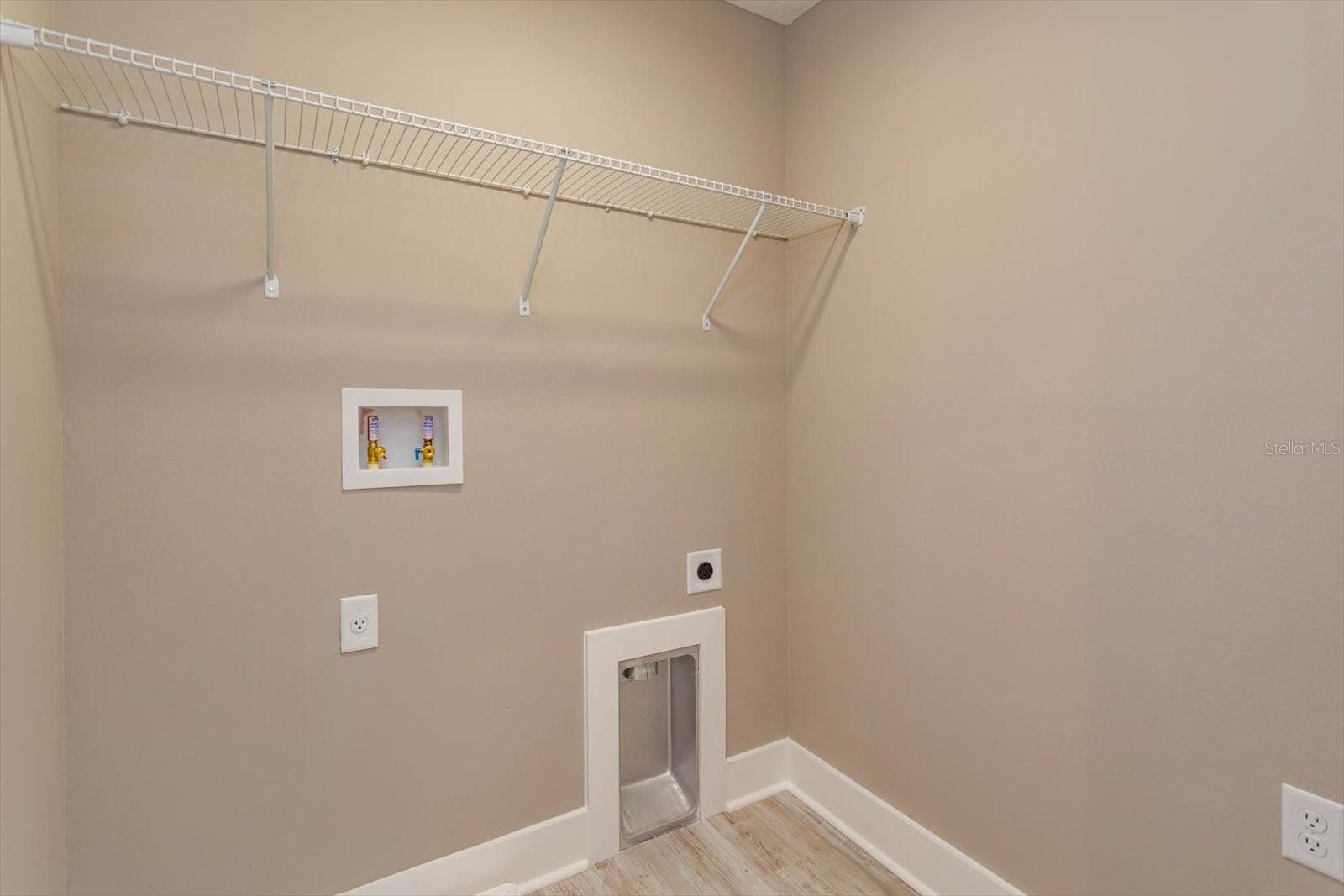 1336 CRYSTAL LAKE AVE E, ORLANDO, FL, 32806