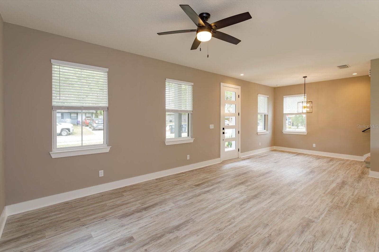 1336 CRYSTAL LAKE AVE E, ORLANDO, FL, 32806