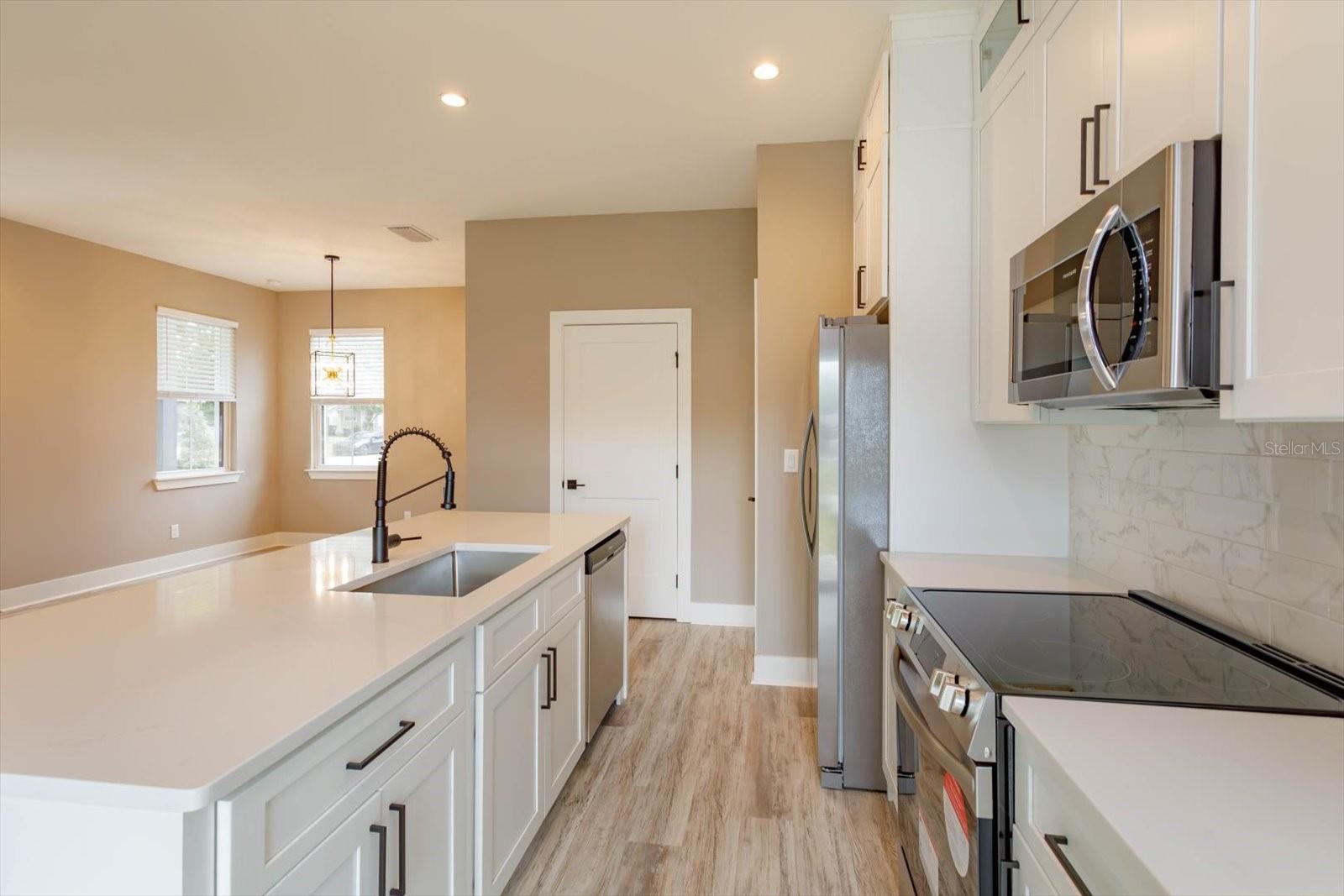 1336 CRYSTAL LAKE AVE E, ORLANDO, FL, 32806