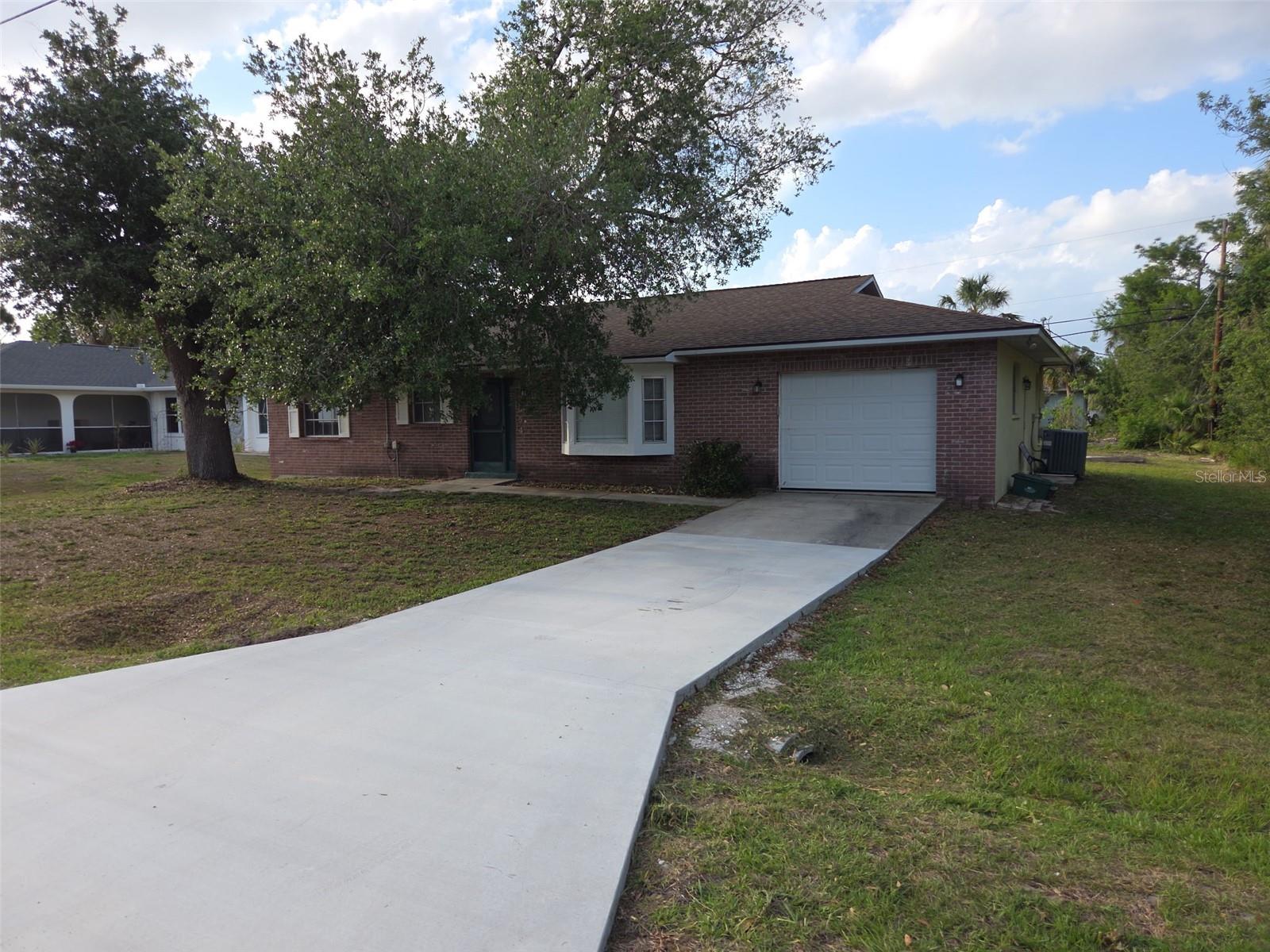18054 ACKERMAN AVE, PORT CHARLOTTE, FL, 33948