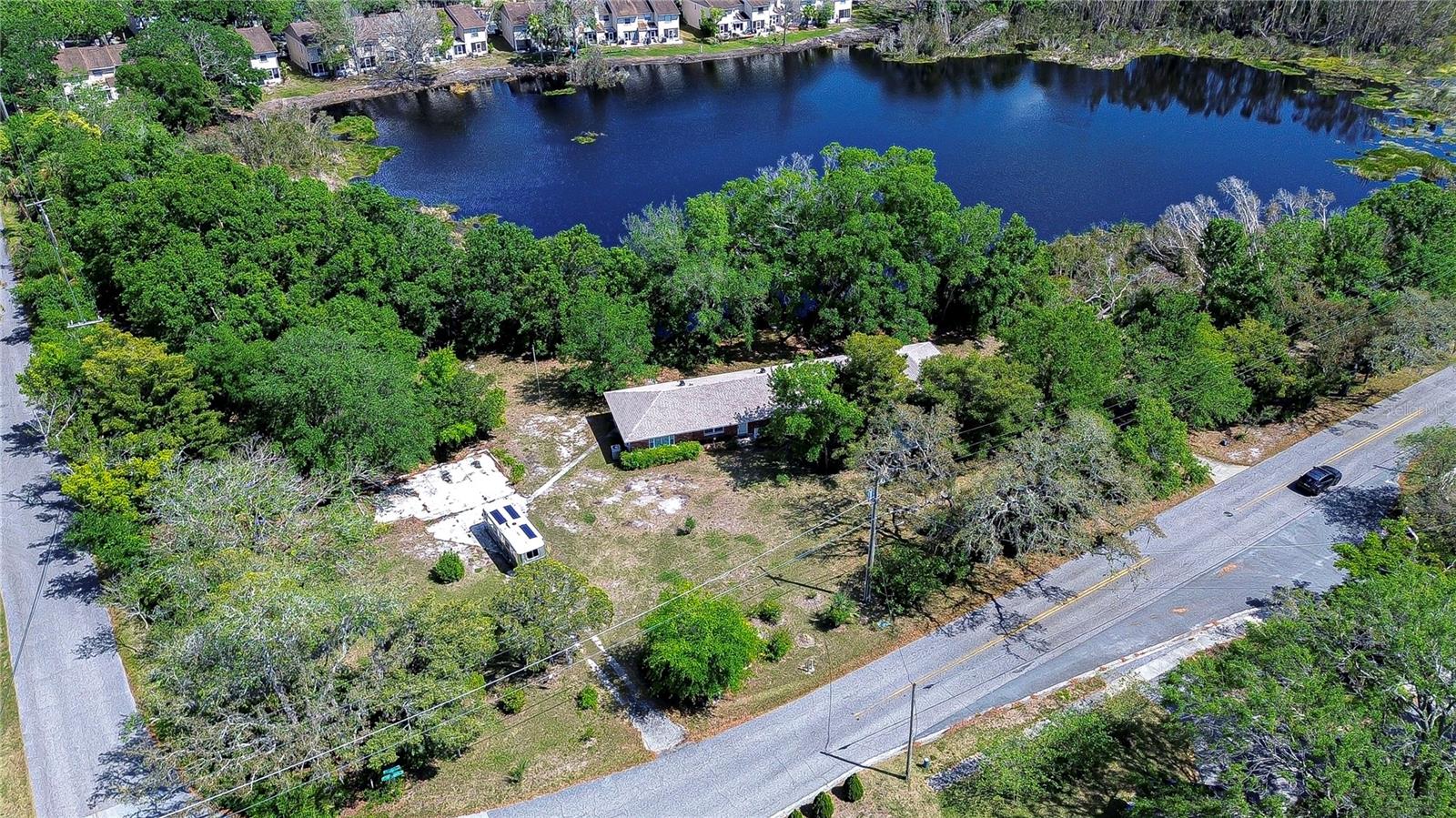13329 N ARMENIA AVE, TAMPA, FL, 33613
