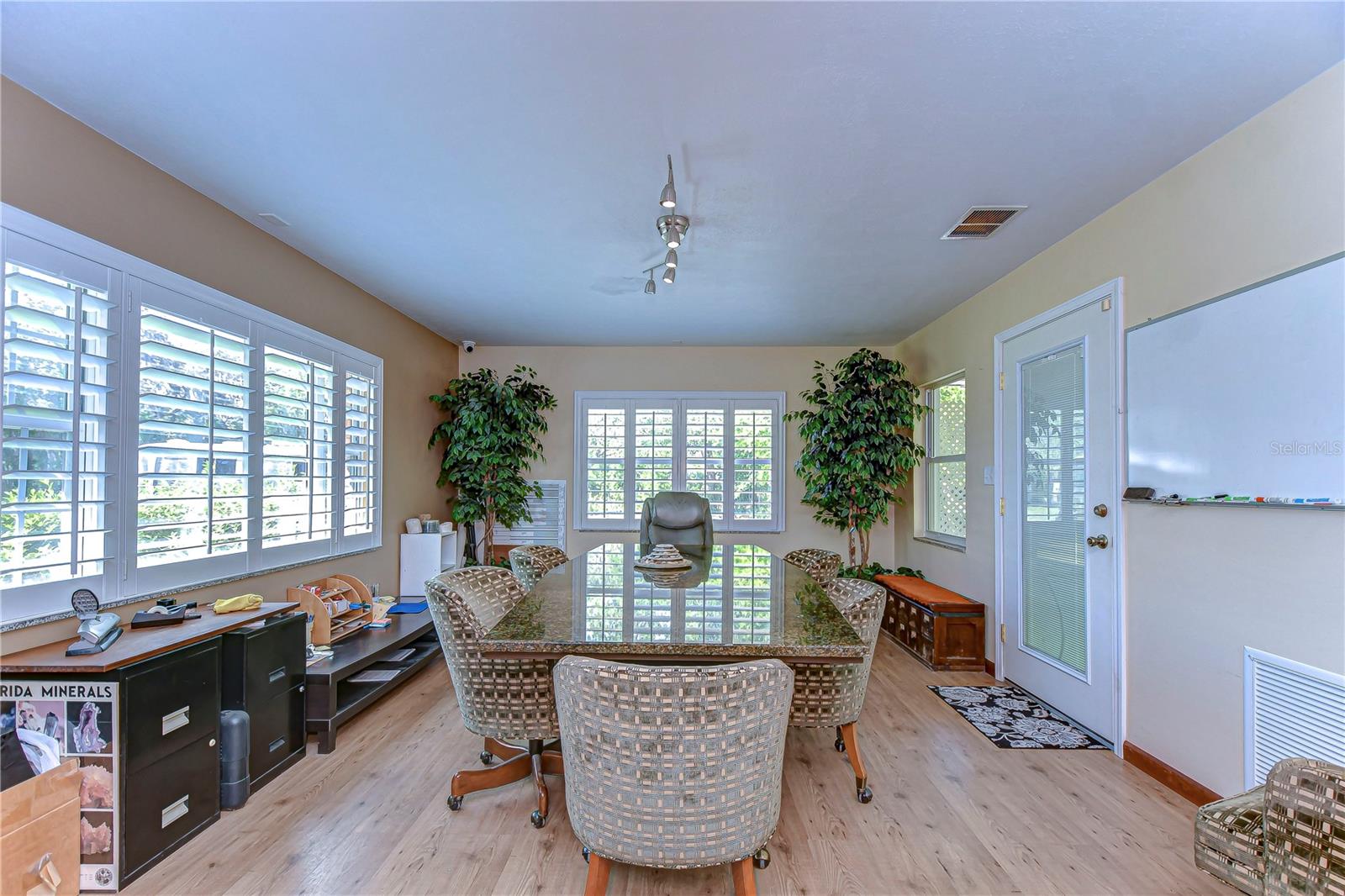 13329 N ARMENIA AVE, TAMPA, FL, 33613