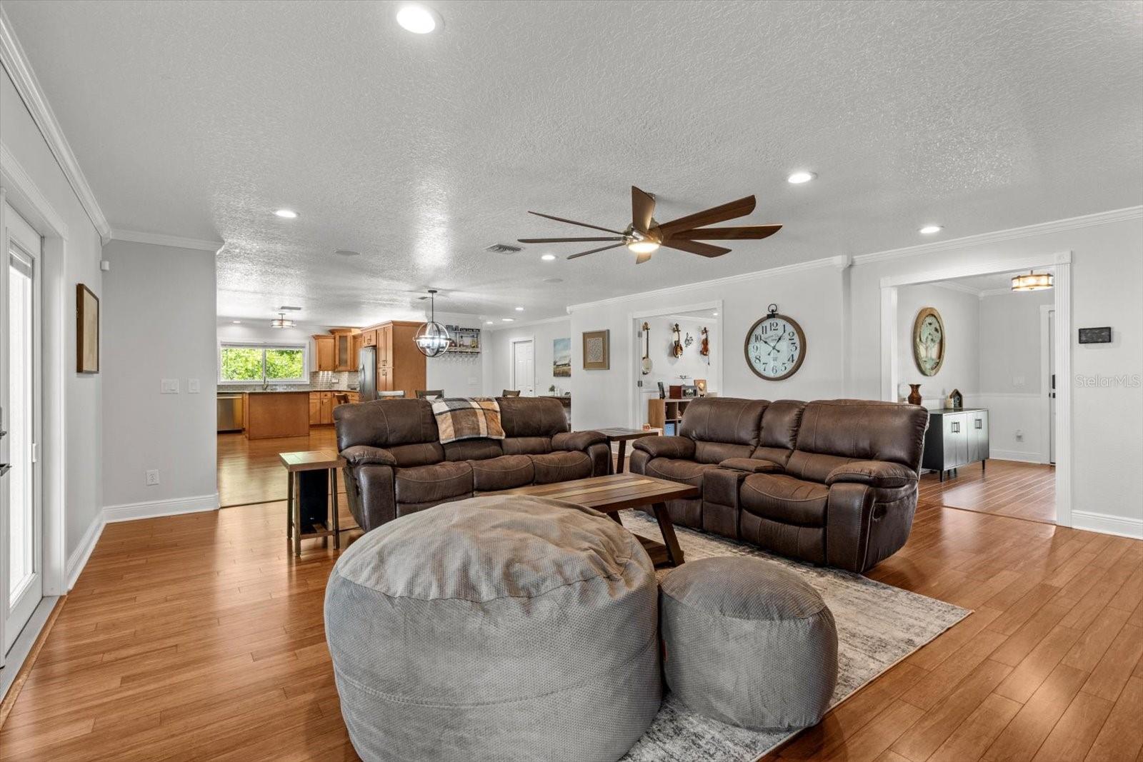 2400 E HAMPSHIRE ST, INVERNESS, FL, 34453