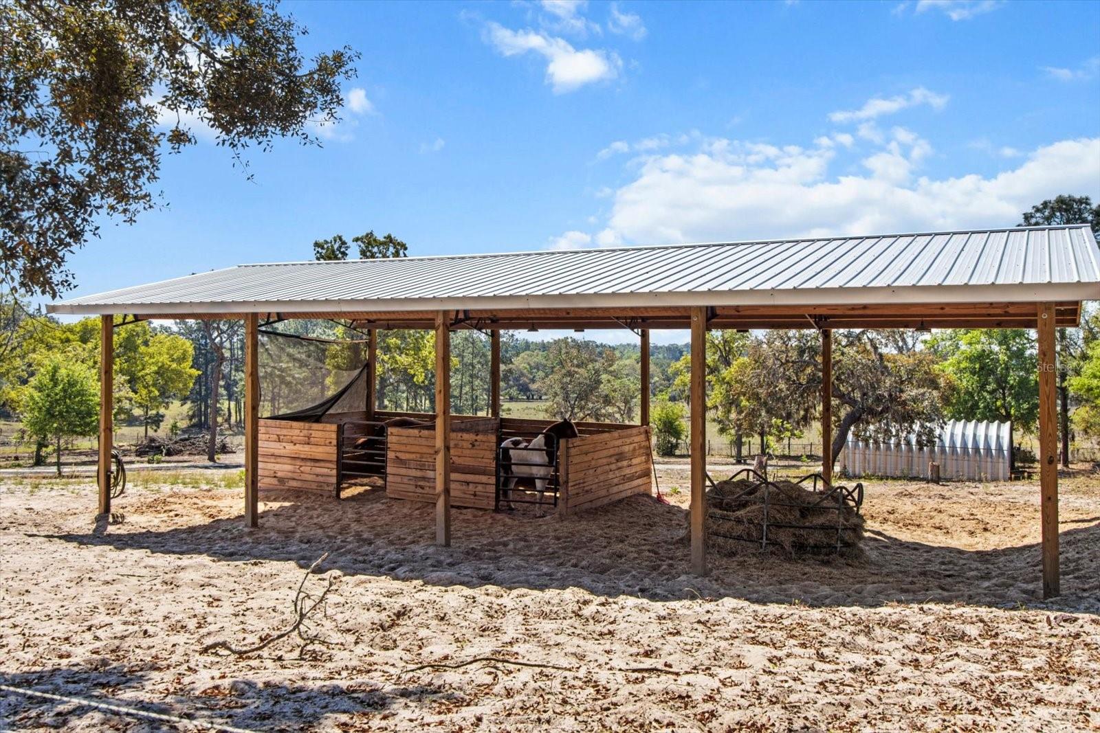 2400 E HAMPSHIRE ST, INVERNESS, FL, 34453