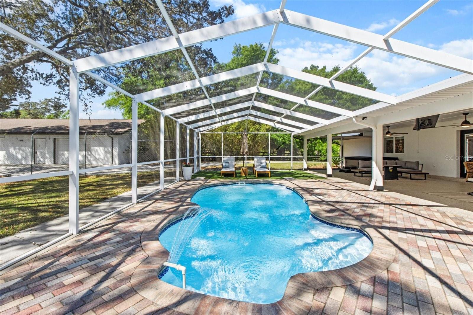 2400 E HAMPSHIRE ST, INVERNESS, FL, 34453