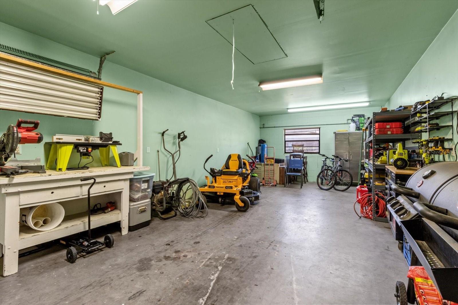 2400 E HAMPSHIRE ST, INVERNESS, FL, 34453