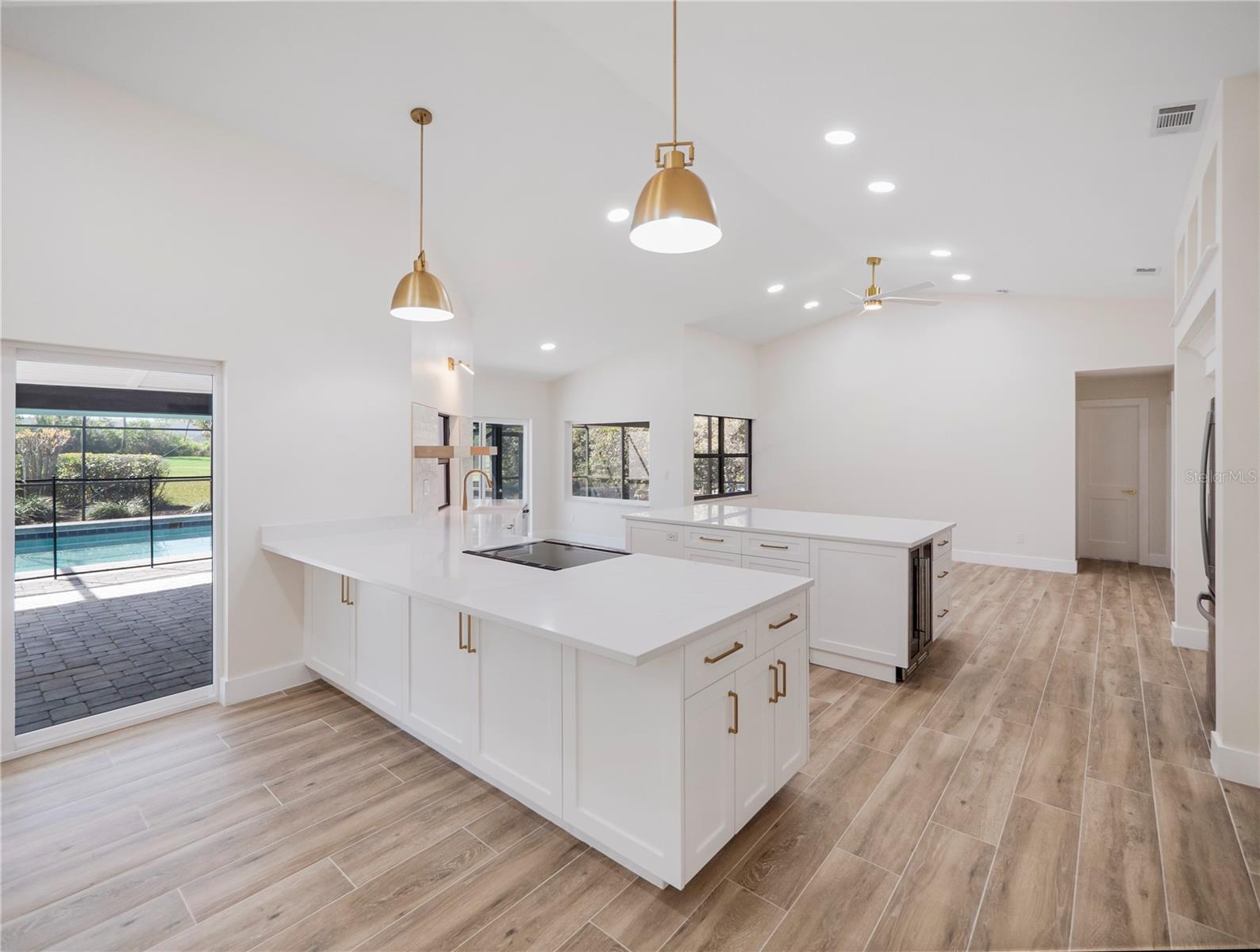 6790 EDGEWORTH DR, ORLANDO, FL, 32819