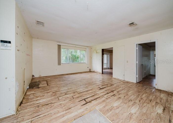 1265 KNOLLWOOD RD NE, PALM BAY, FL, 32907