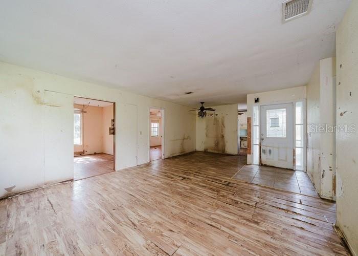 1265 KNOLLWOOD RD NE, PALM BAY, FL, 32907