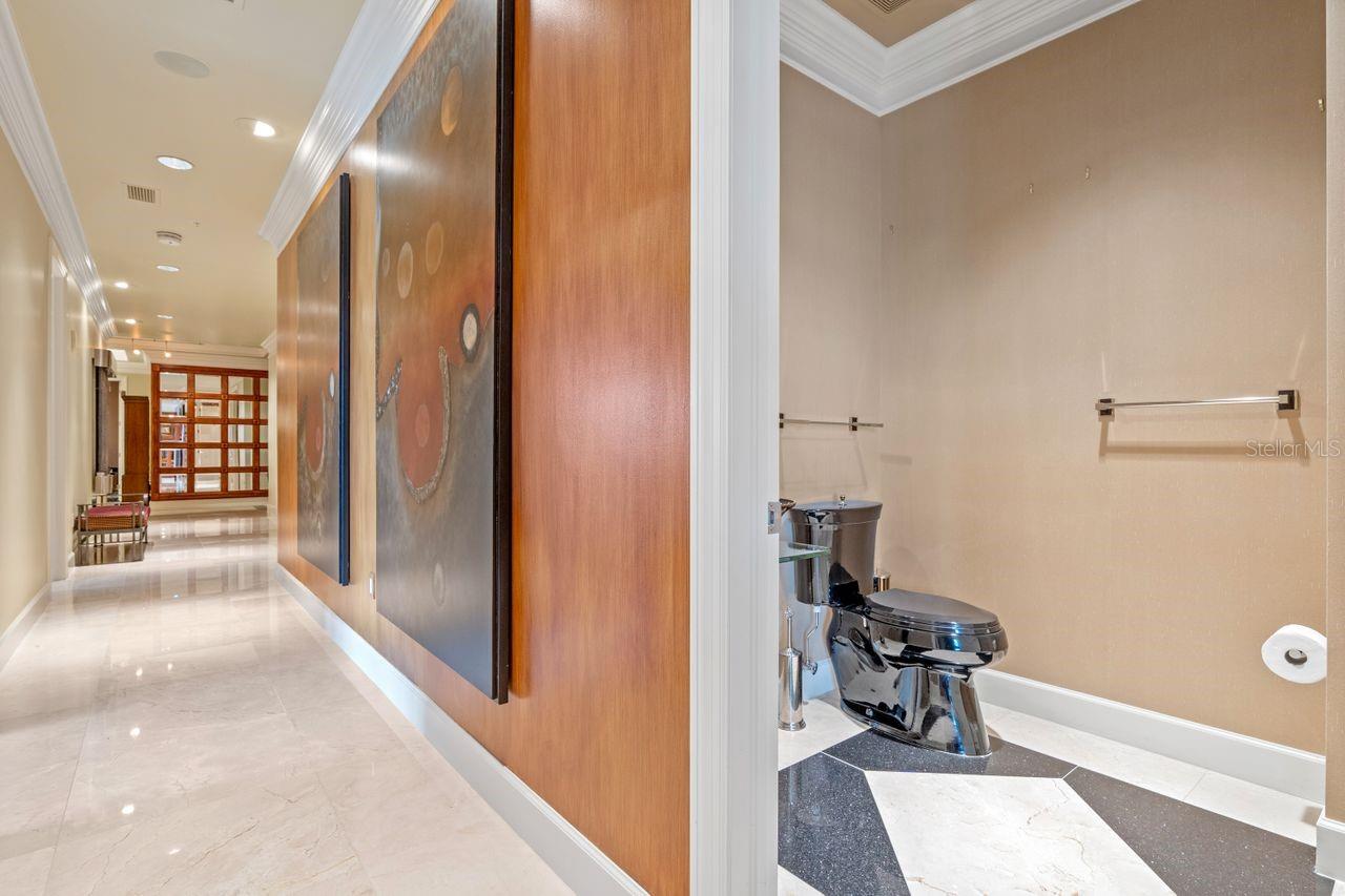 O6295899 Property Photo