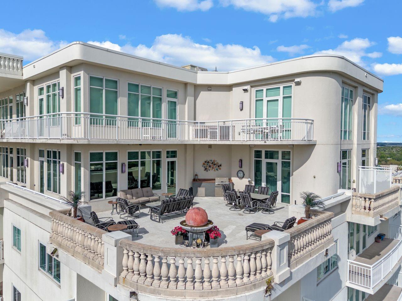 O6295899 Property Photo