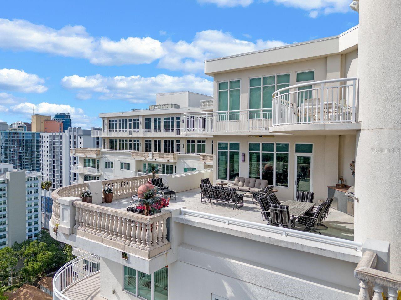 O6295899 Property Photo