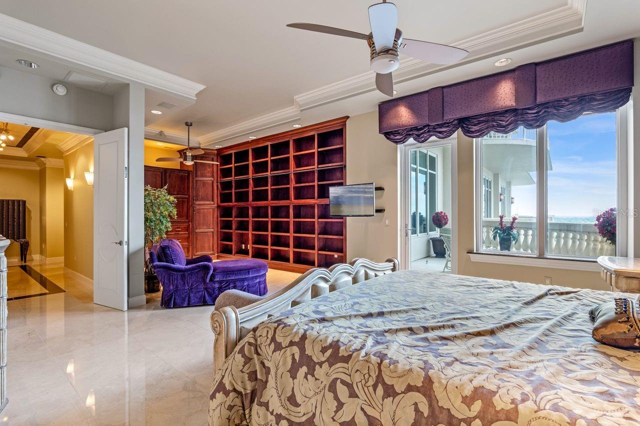 O6295899 Property Photo