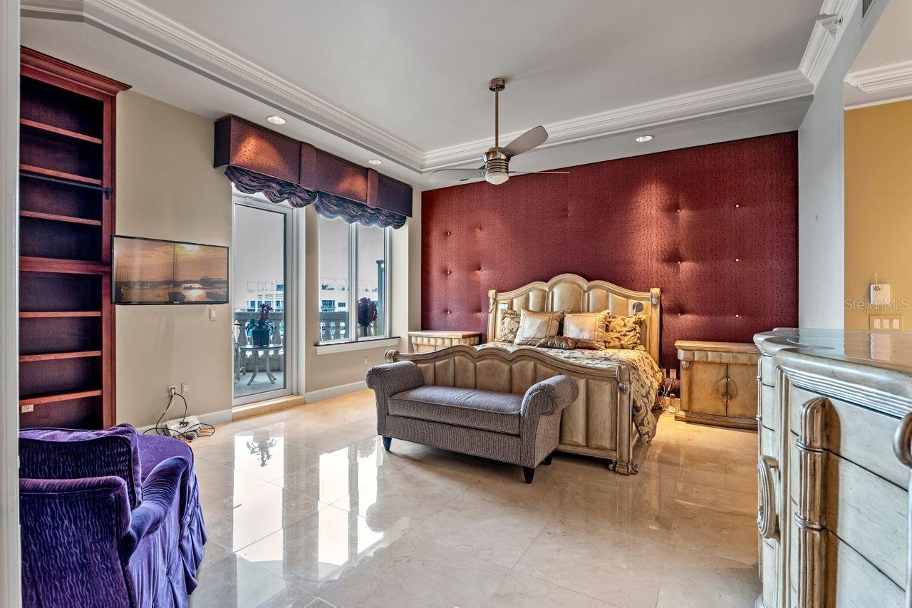 O6295899 Property Photo