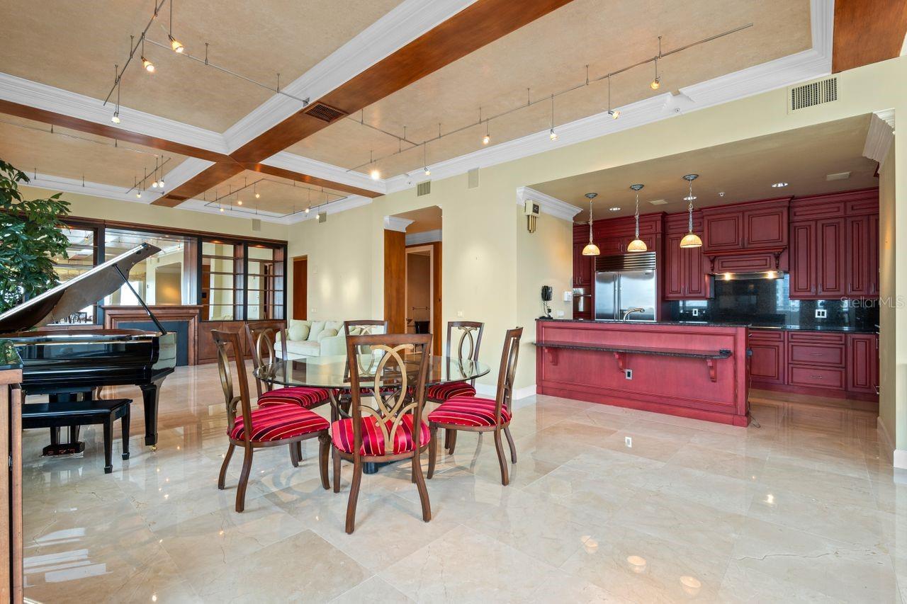 O6295899 Property Photo