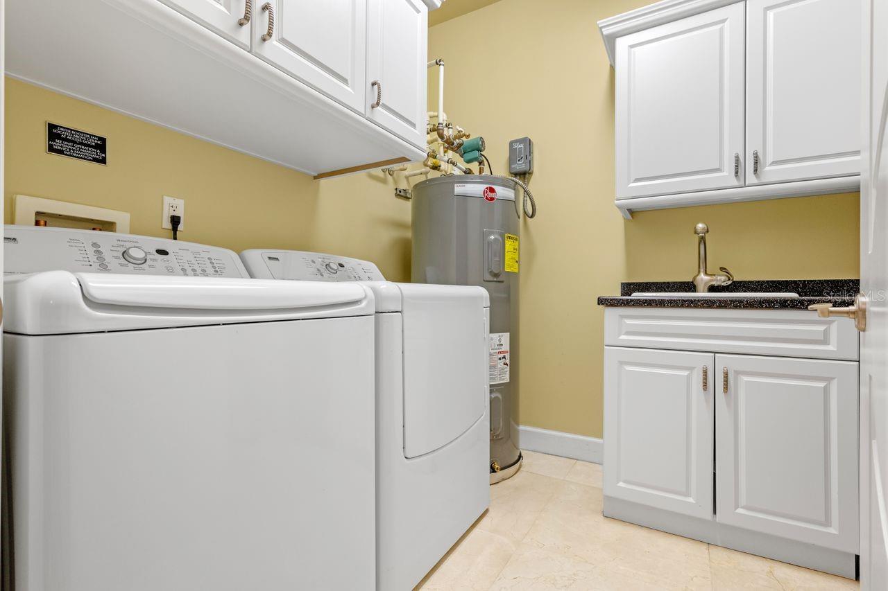 O6295899 Property Photo