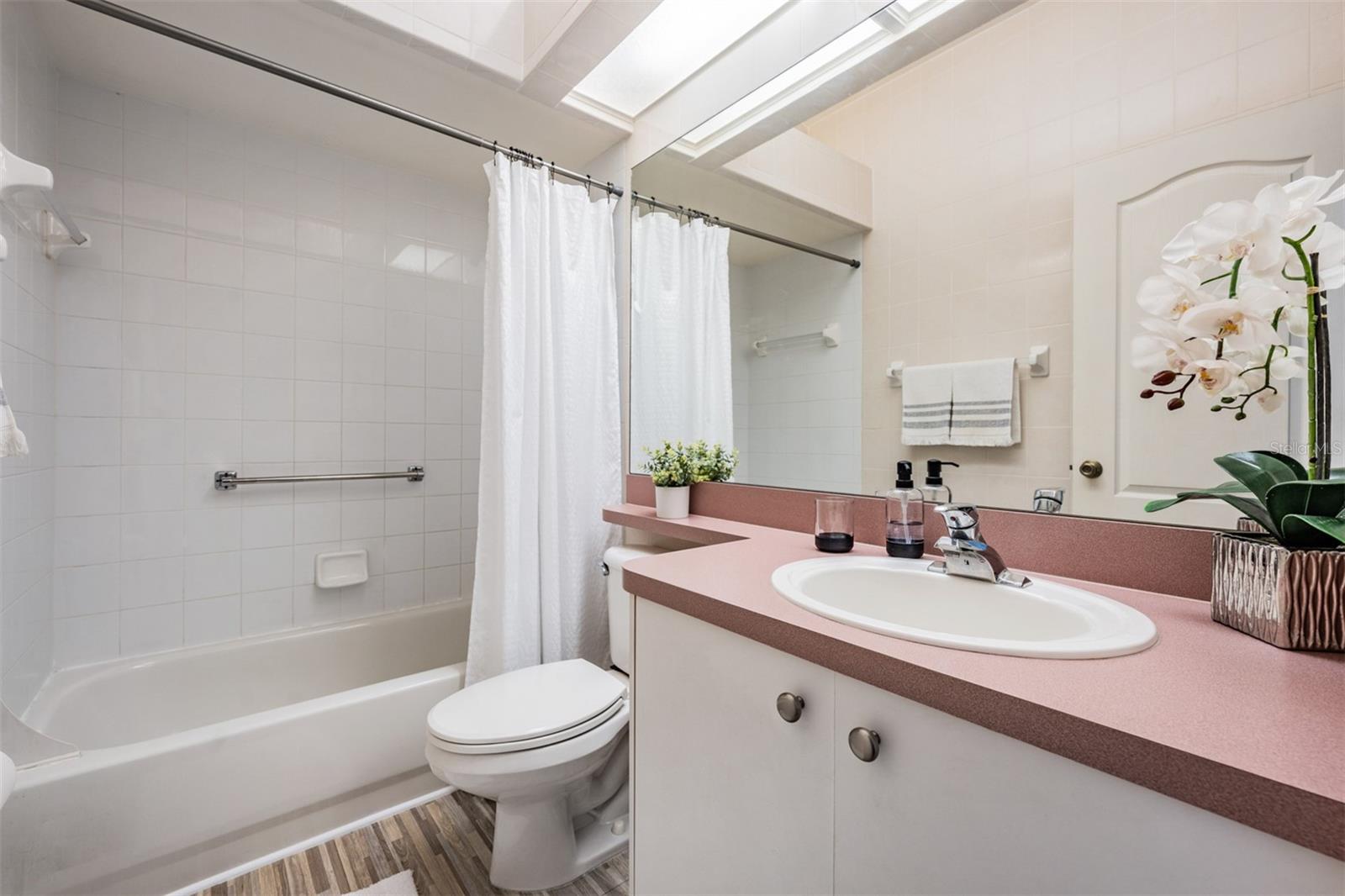 217 HEMINGWAY DR, OLDSMAR, FL, 34677