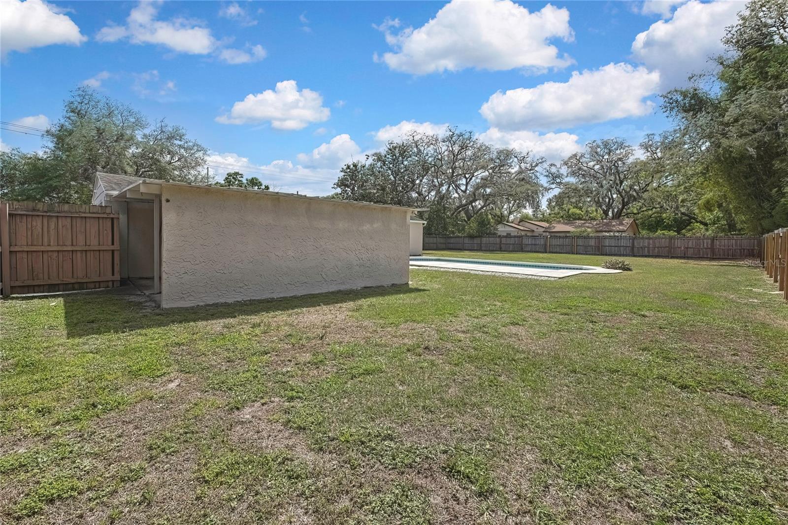 1401 MEADOWBROOK AVE W, TAMPA, FL, 33612