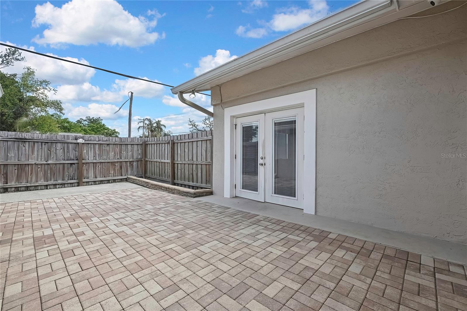 1401 MEADOWBROOK AVE W, TAMPA, FL, 33612