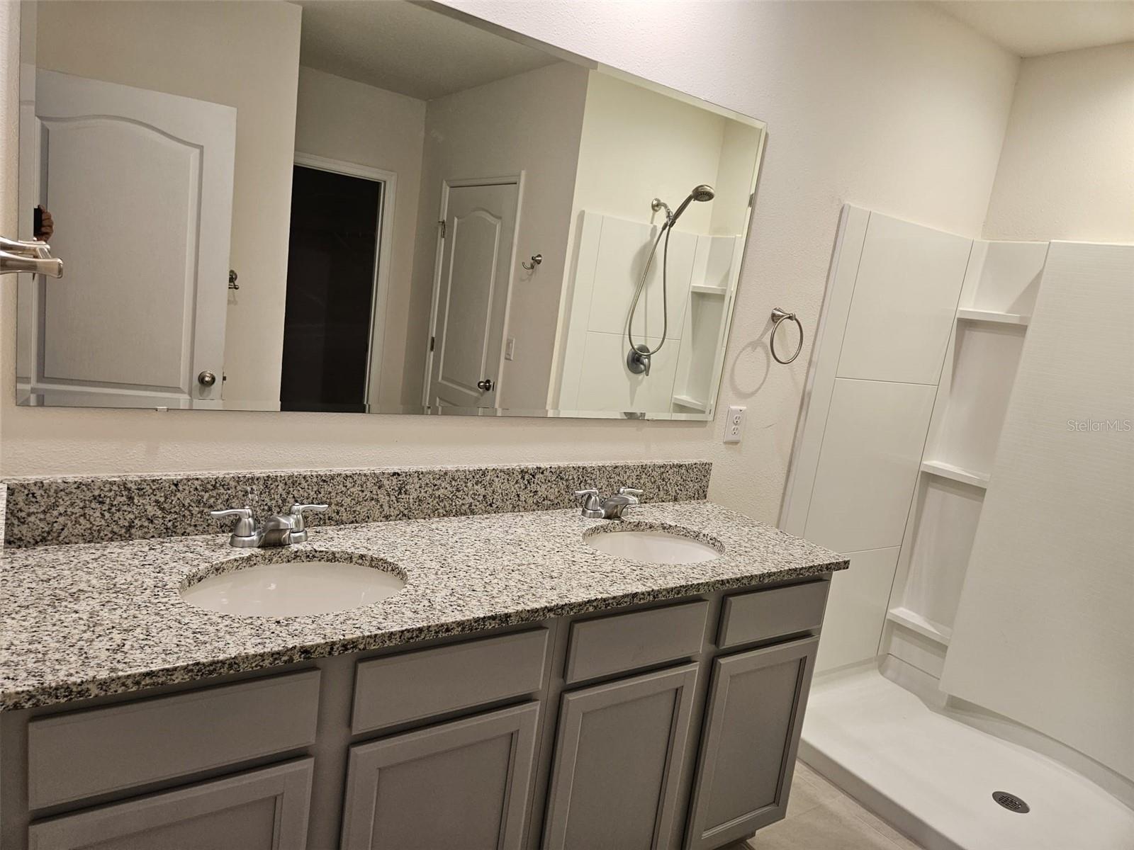 2554 RYLAND FALLS DR, LAKELAND, FL, 33811