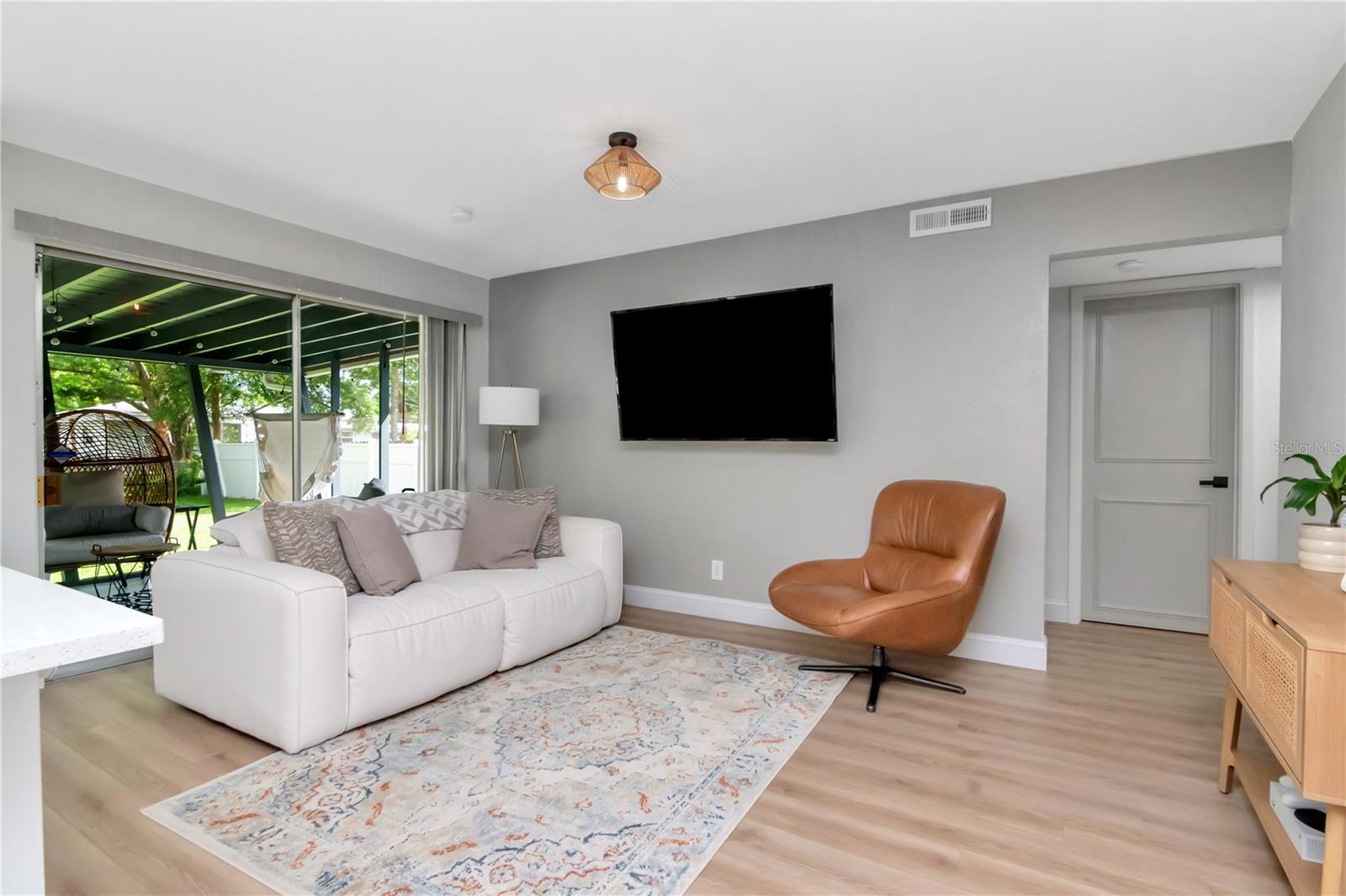 125 SIOBHAN AVE, TAMPA, FL, 33613