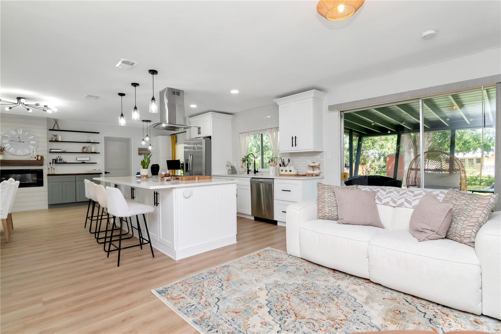 125 SIOBHAN AVE, TAMPA, FL, 33613