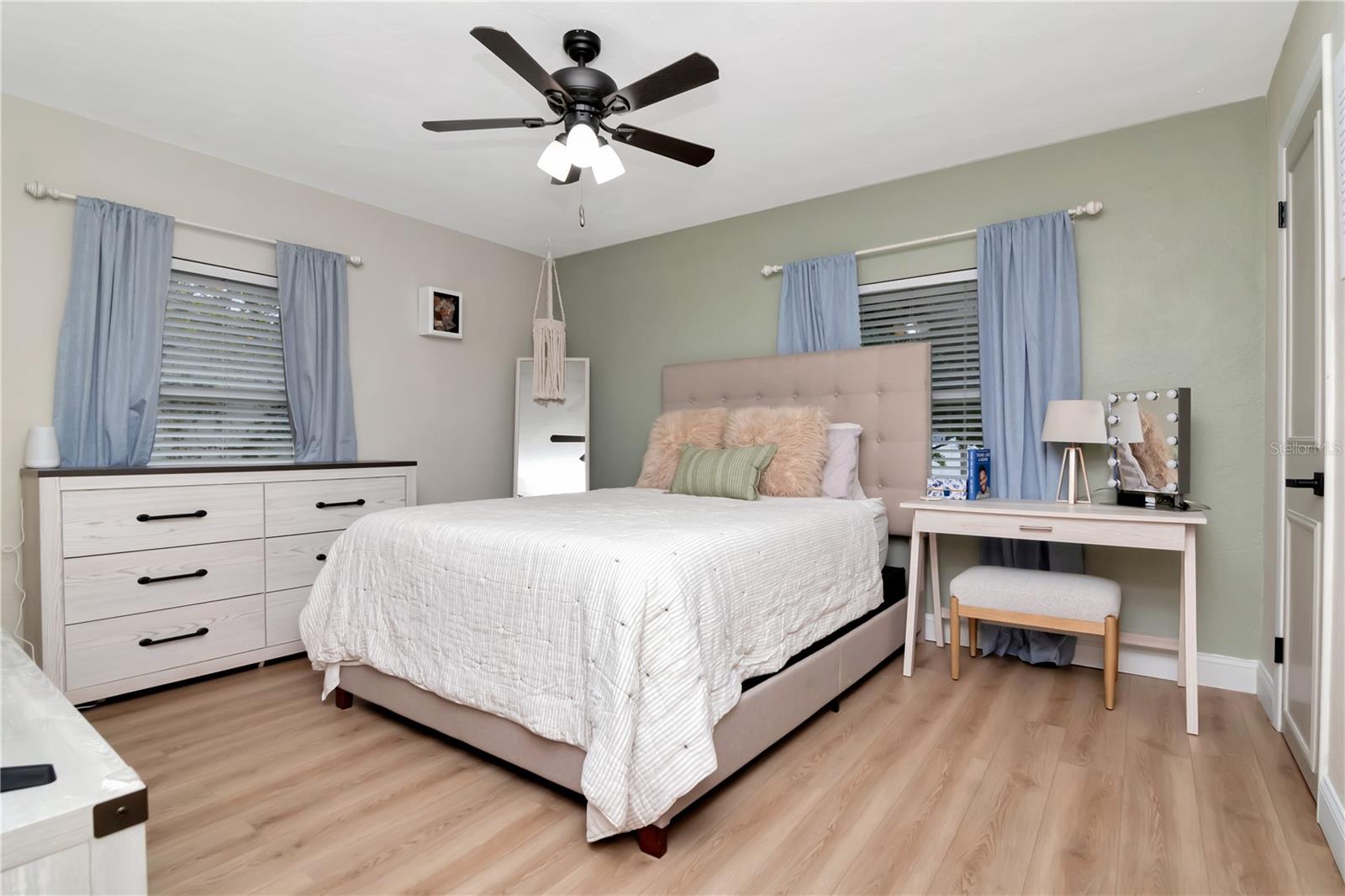 125 SIOBHAN AVE, TAMPA, FL, 33613