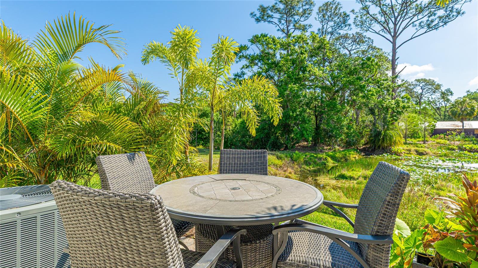 2566 FIREFLAG LN, SARASOTA, FL, 34232