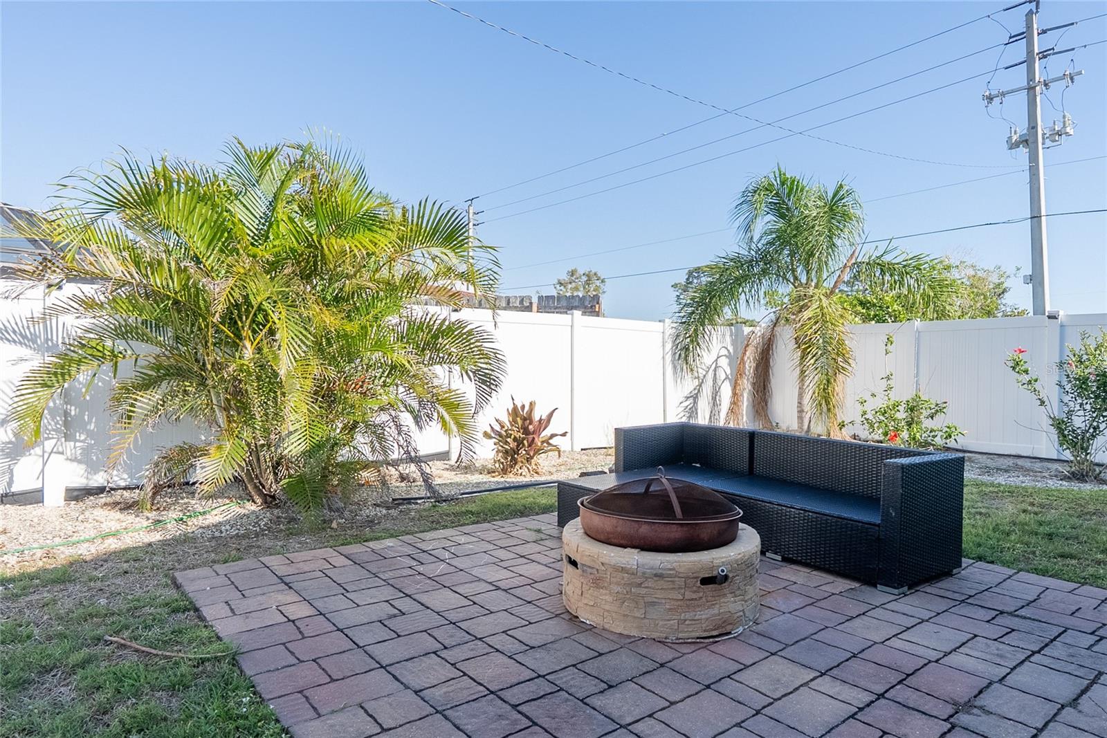 1440 OVERBROOK RD, ENGLEWOOD, FL, 34223