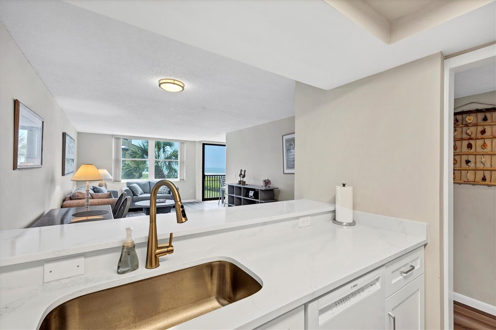 8710 MIDNIGHT PASS RD #202, SARASOTA, FL, 34242