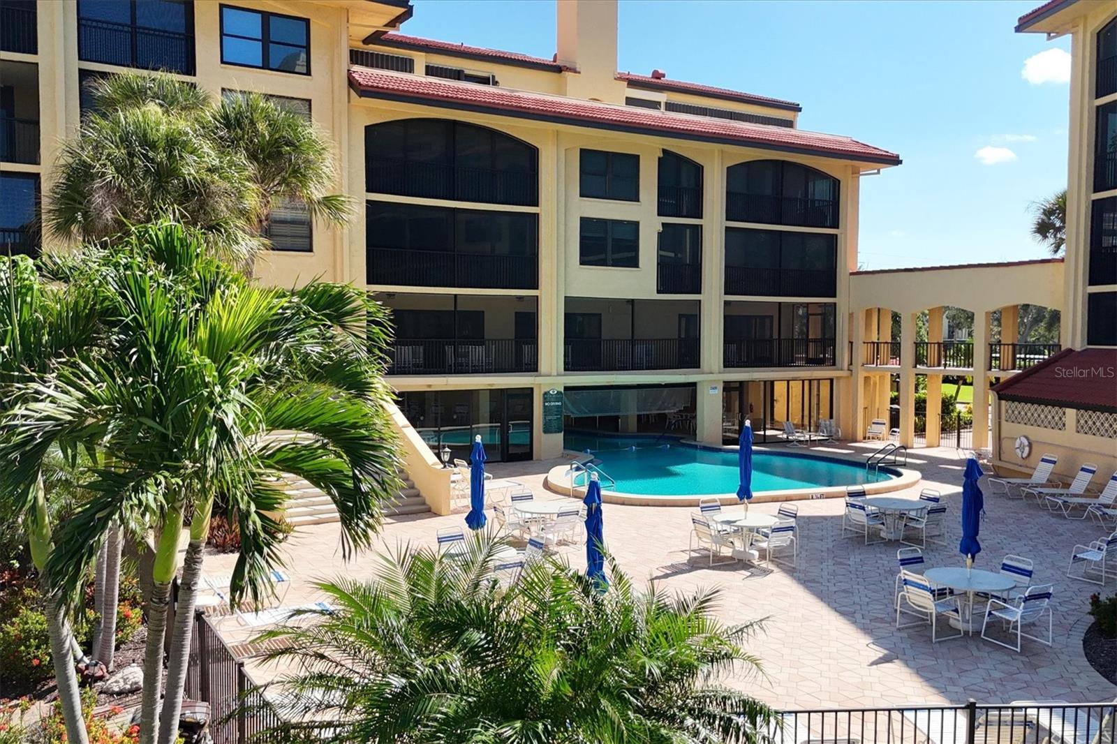 8710 MIDNIGHT PASS RD #202, SARASOTA, FL, 34242