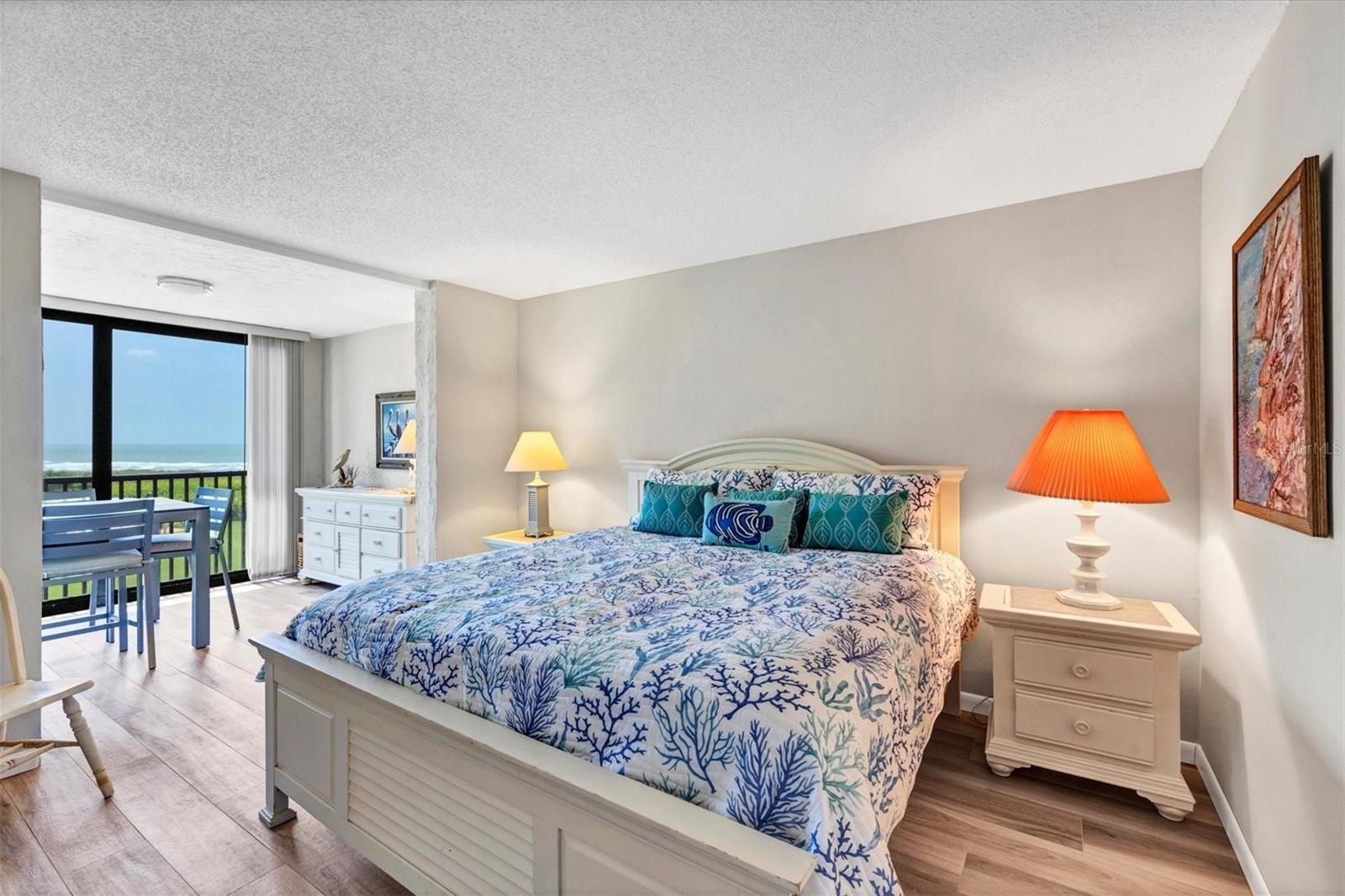 8710 MIDNIGHT PASS RD #202, SARASOTA, FL, 34242