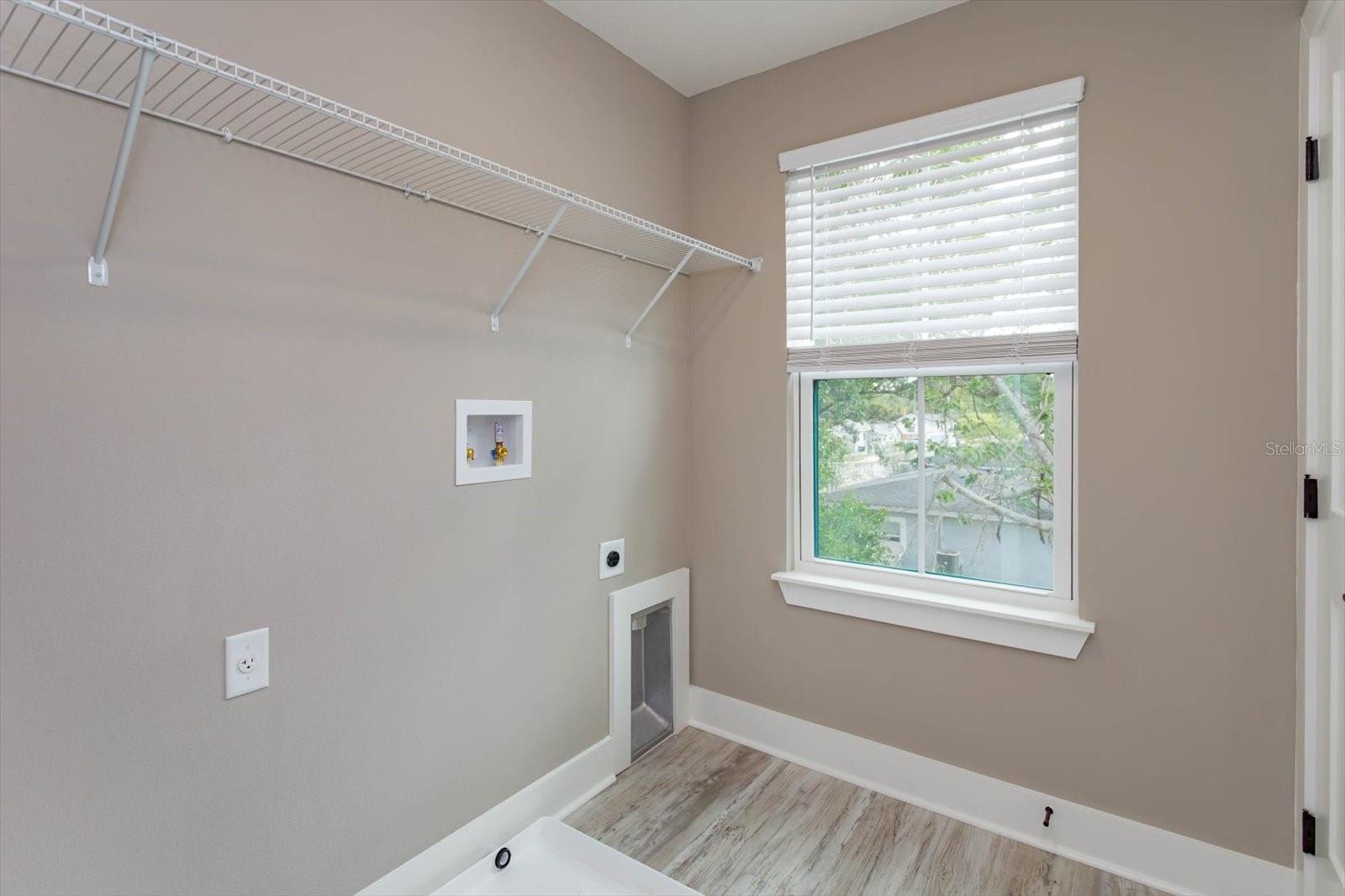 1340 CRYSTAL LAKE AVE E, ORLANDO, FL, 32806