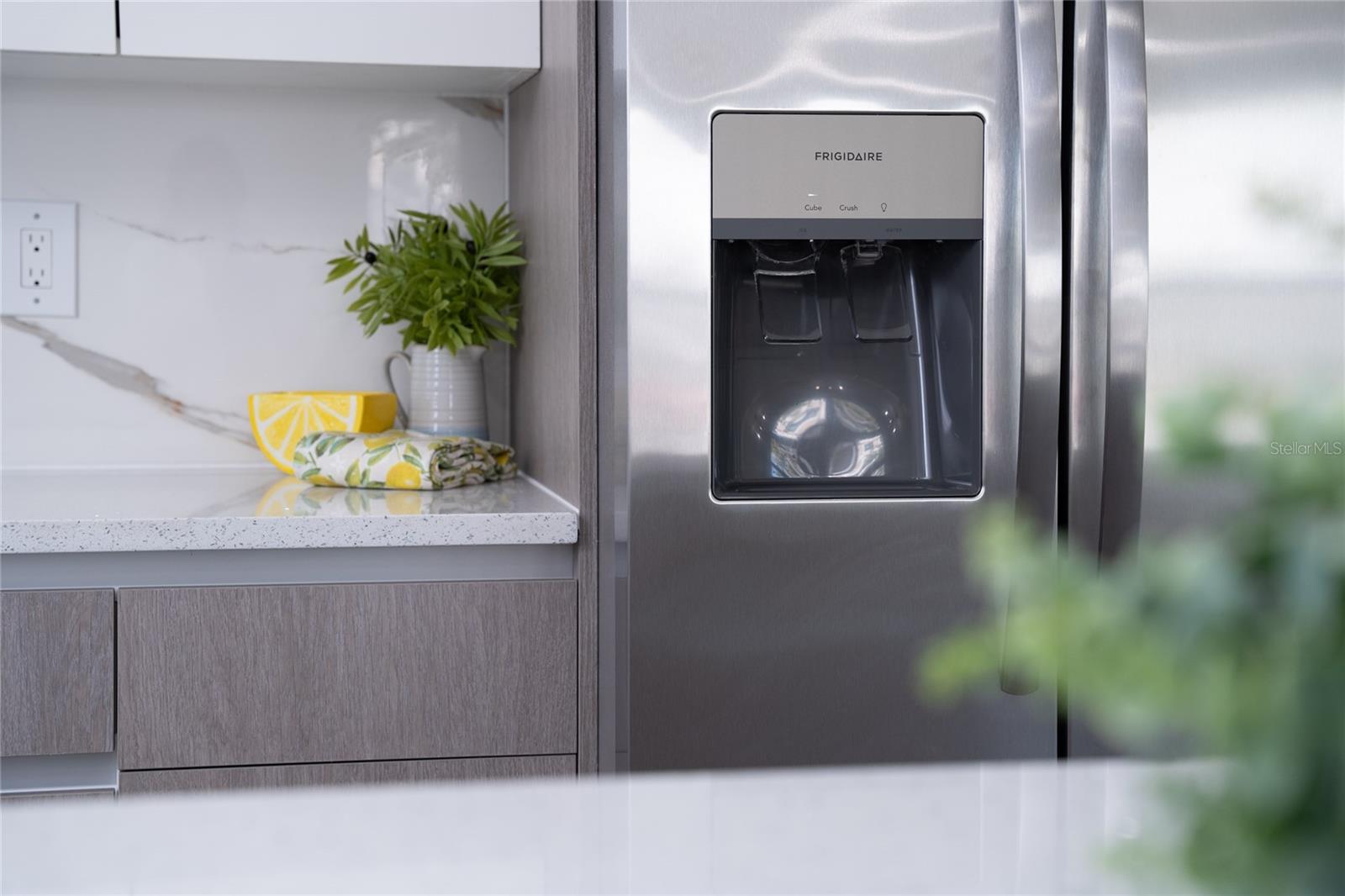 520 BAYWOOD DR S, DUNEDIN, FL, 34698